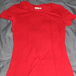 Red u-neck shirt